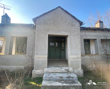 Casa batraneasca Manzu-Cilibia